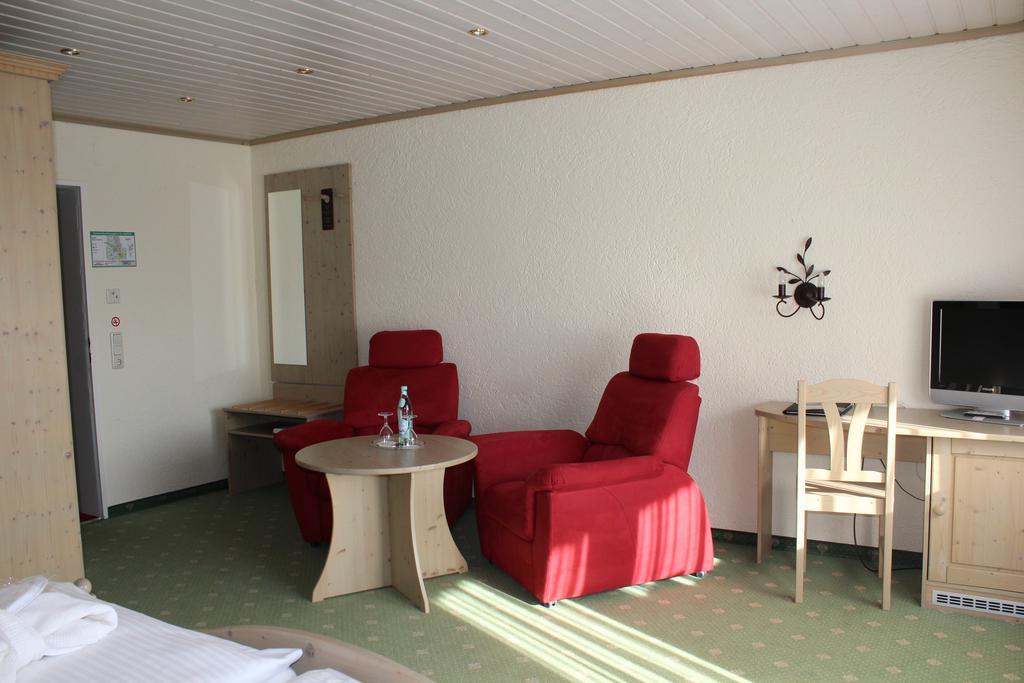 Hubertushof Hotel Garni Oberstaufen Exterior photo