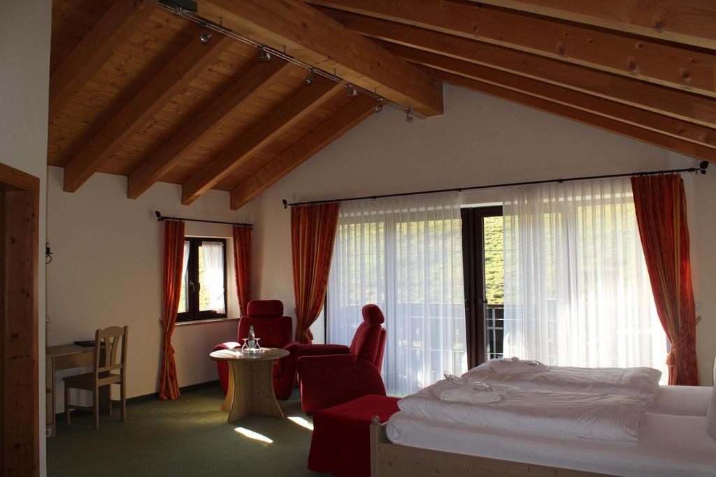Hubertushof Hotel Garni Oberstaufen Exterior photo