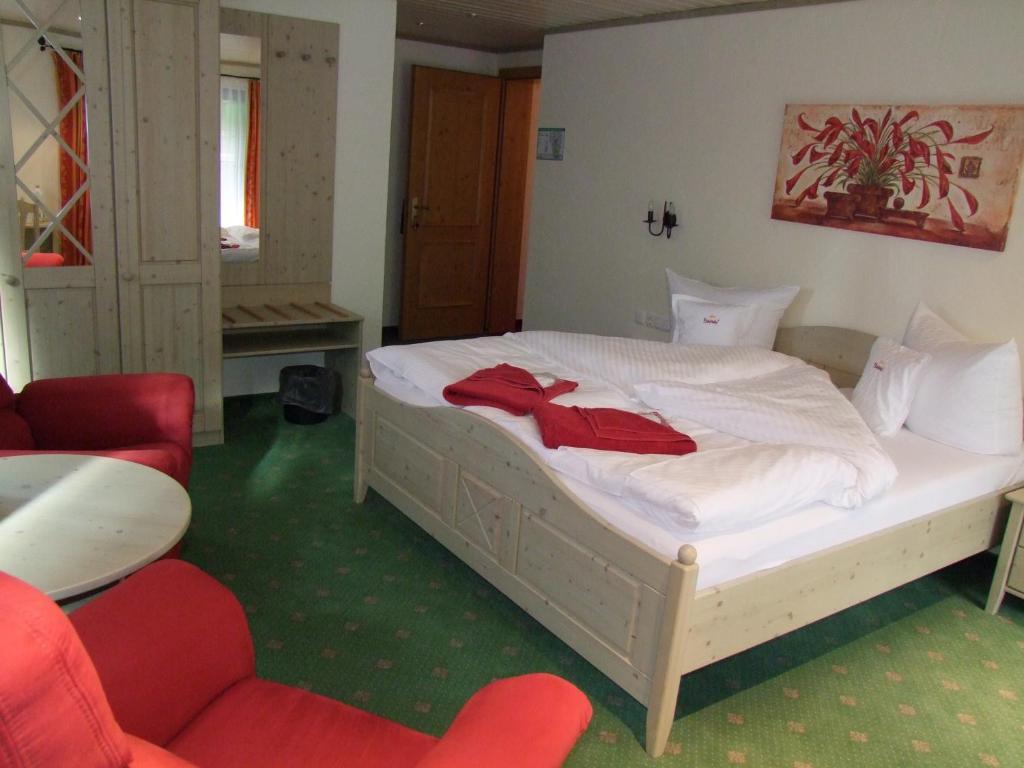 Hubertushof Hotel Garni Oberstaufen Room photo