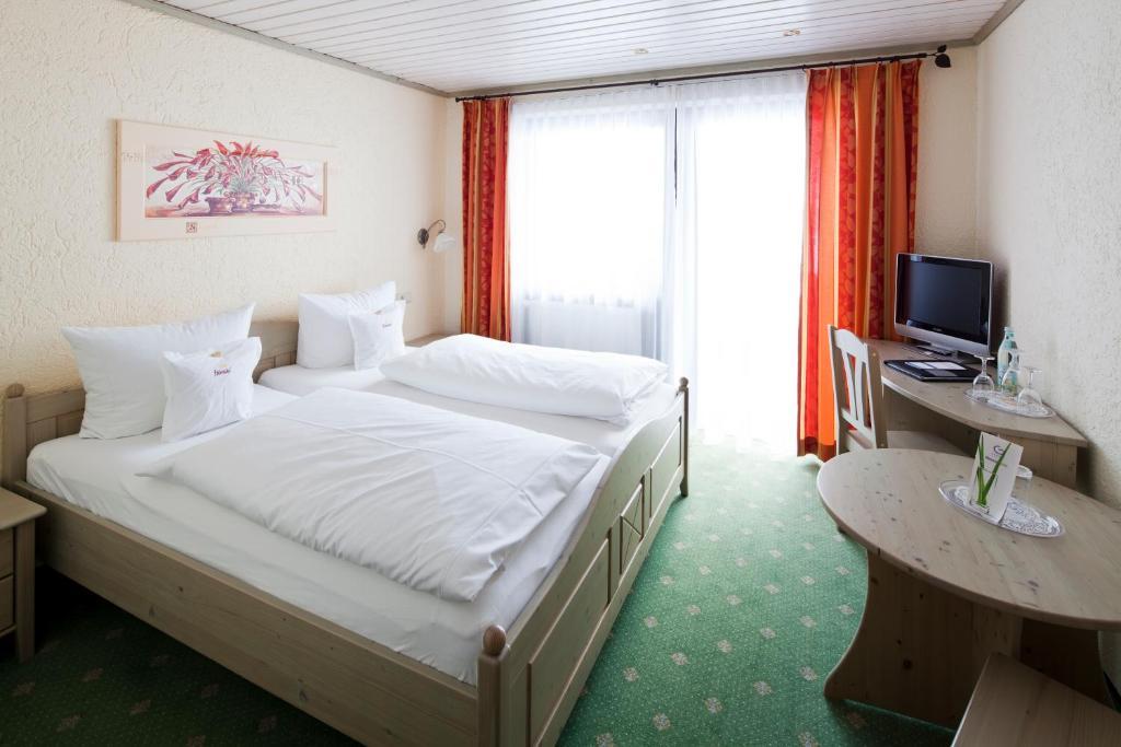 Hubertushof Hotel Garni Oberstaufen Room photo