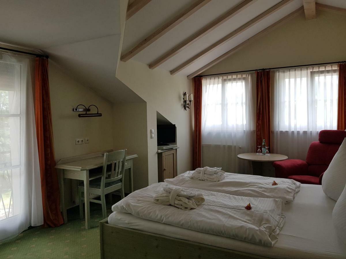 Hubertushof Hotel Garni Oberstaufen Exterior photo